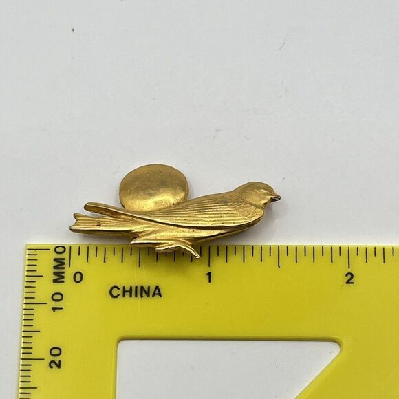 Metropolitan Museum Menet Bird Sun God Egyptian King Tut Pin  24k Gold Over MMA - Picture 6 of 6